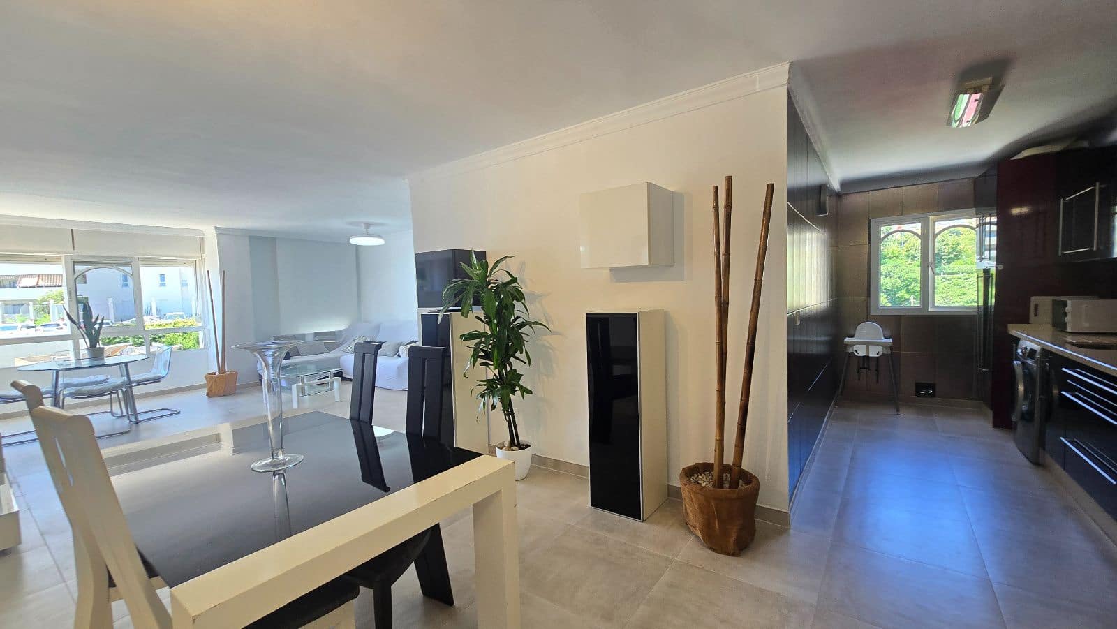 2 bedroom Flat for sale in Benalmadena with pool garage - € 699,000 (Ref: 9958316)