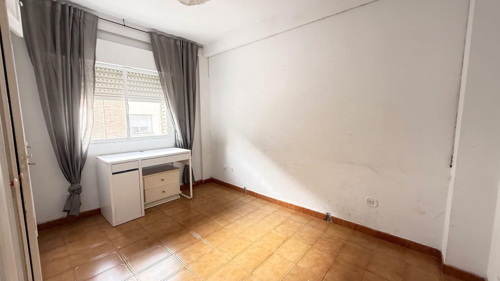 3 soveværelse Lejlighed til salg i Malaga by med garage - € 255.000 (Ref: 9972260)