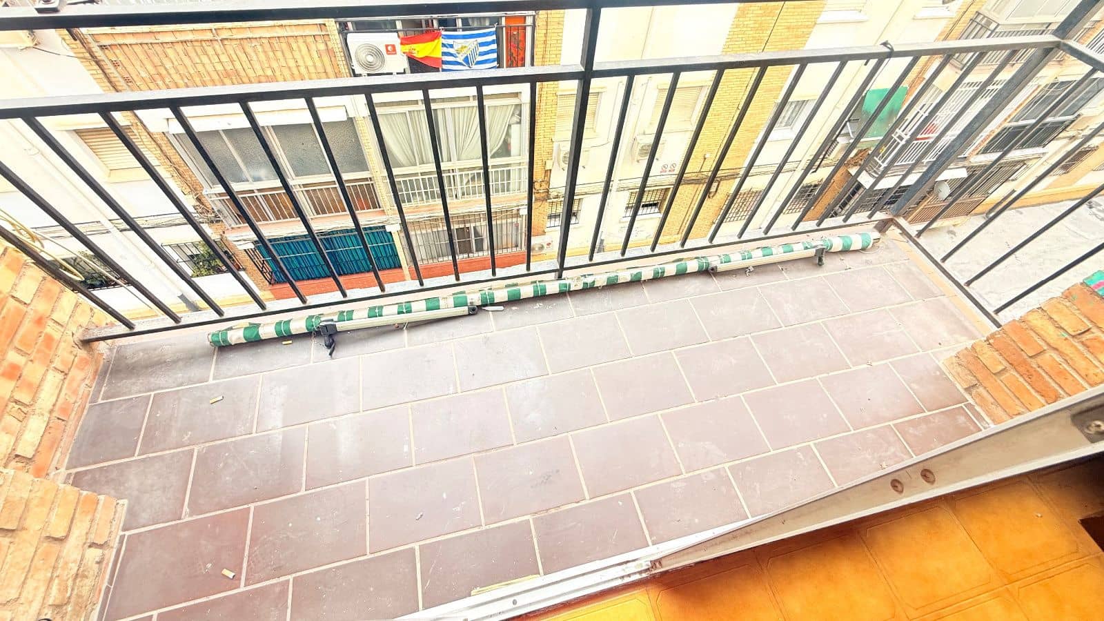 3 soveværelse Lejlighed til salg i Malaga by med garage - € 255.000 (Ref: 9972260)