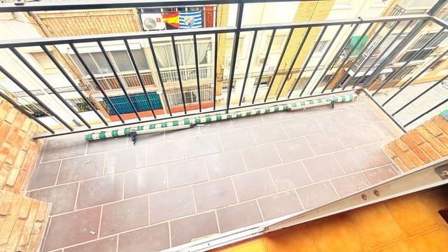 3 soverom Leilighet til salgs i Málaga by med garasje - € 255 000 (Ref: 9972260)