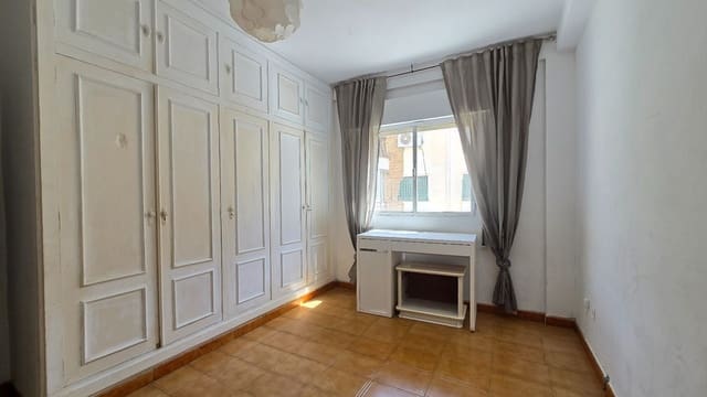 3 camera da letto Appartamento in vendita in Malaga città con garage - 245.000 € (Rif: 9972260)