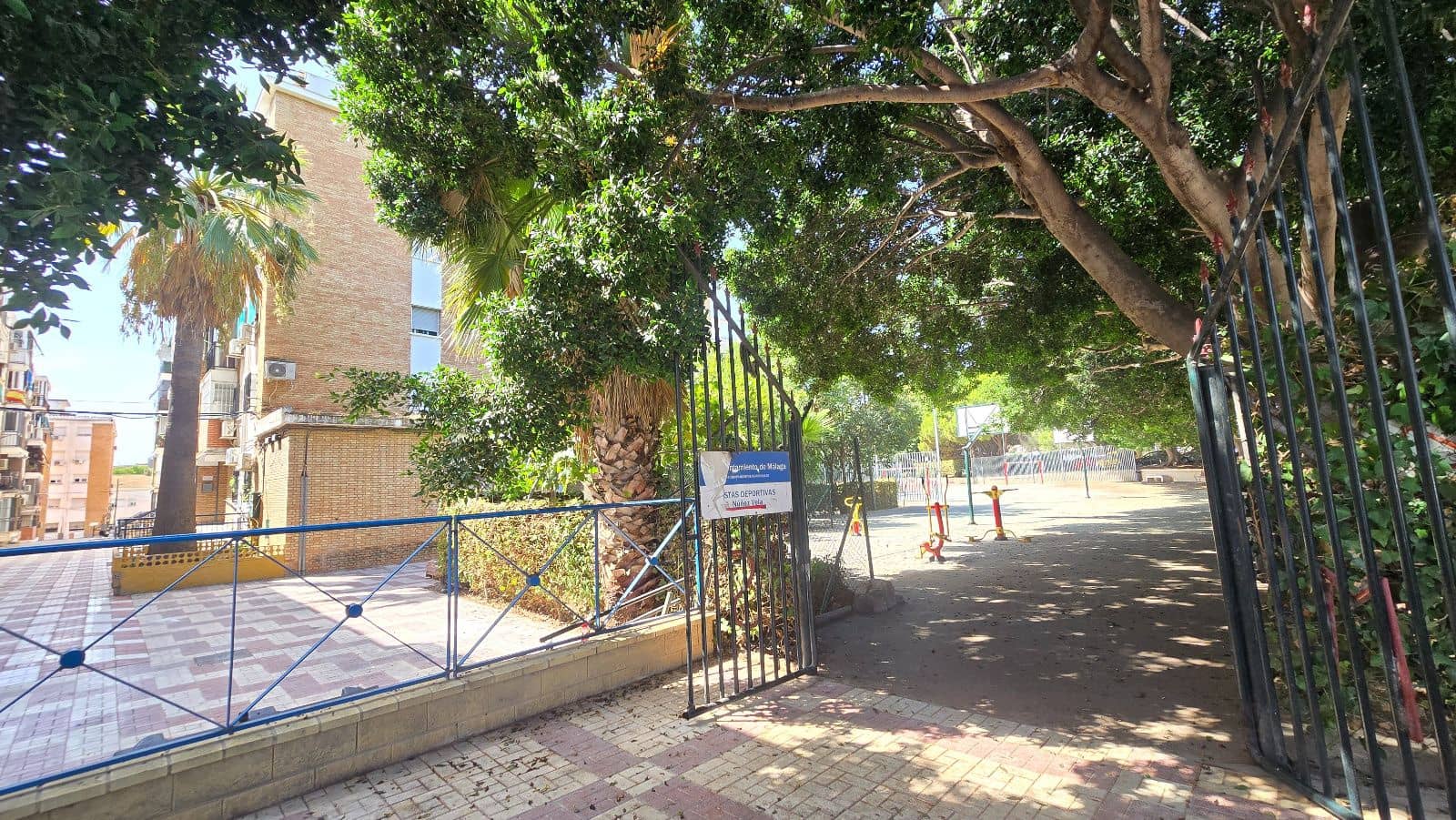 3 soveværelse Lejlighed til salg i Malaga by med garage - € 245.000 (Ref: 9972260)