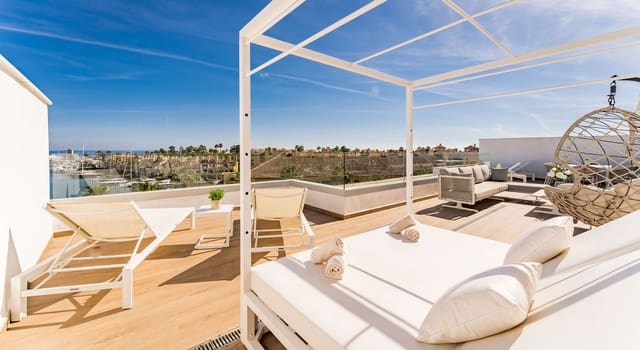 4 soveværelse Penthouse til salg i Puerto de Sotogrande - La Marina, San Roque med swimmingpool - € 1.700.000 (Ref: 9050660)