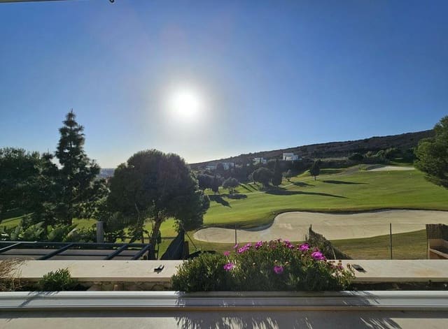 4 makuuhuone Huoneisto myytävänä paikassa Doña Julia Golf, Casares mukana uima-altaan - 274 998 € (Ref: 9073082)