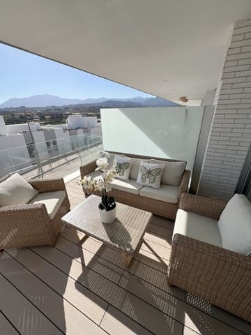 3 sypialnia Dom do wynajęcia w Cancelada, Estepona z basenem - 4 000 € (Ref: 9127828)