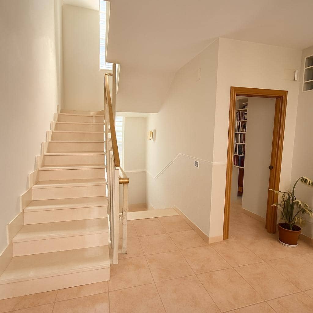 4 bedroom Apartment for sale in Almassora / Almazora with garage - € 429,000 (Ref: 9296871)