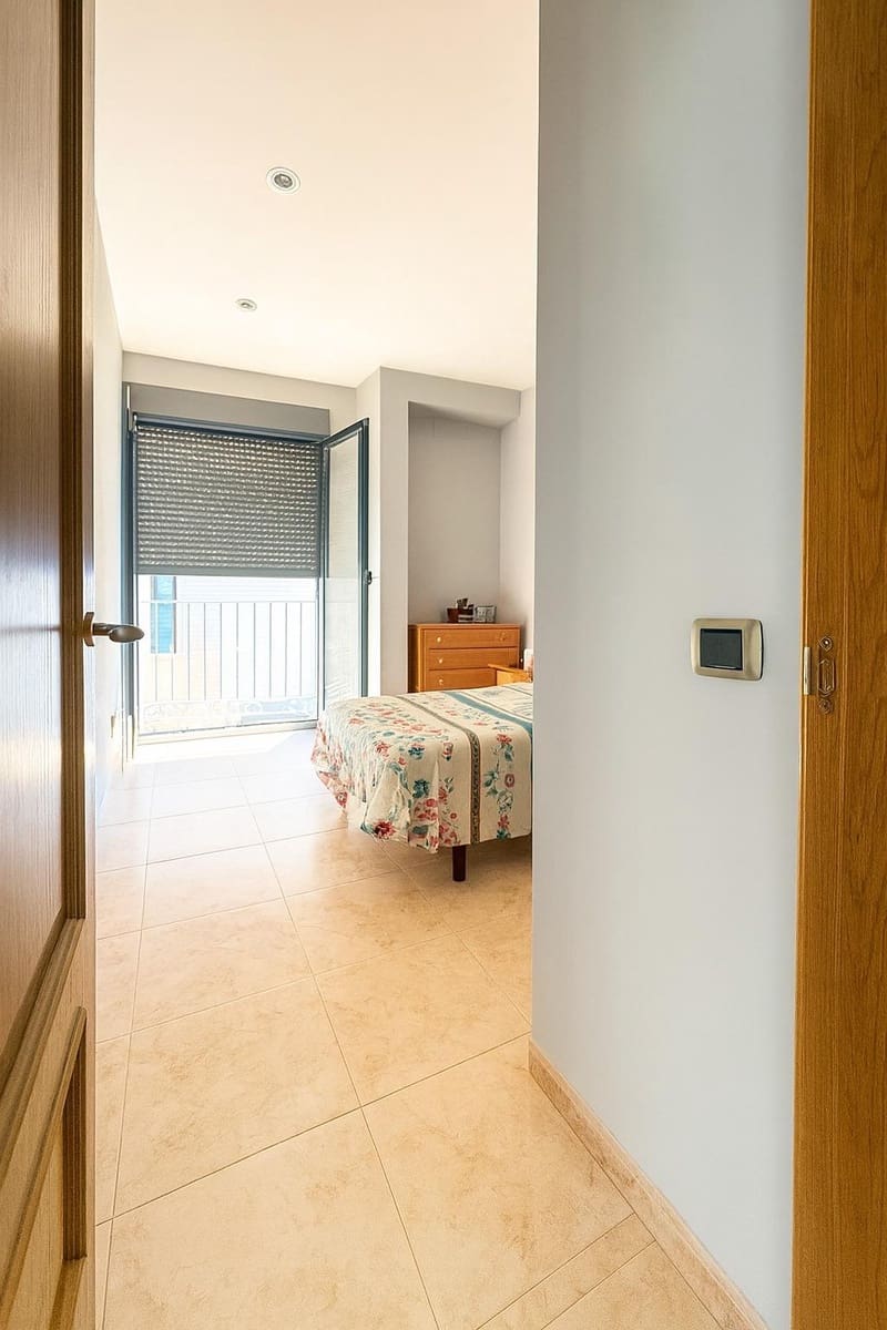 4 bedroom Apartment for sale in Almassora / Almazora with garage - € 429,000 (Ref: 9296871)