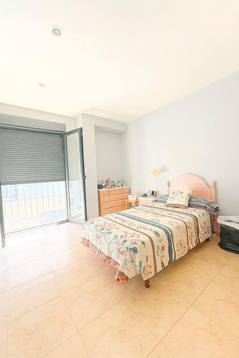 4 chambre Appartement à vendre à Almassora / Almazora avec garage - 429 000 € (Ref: 9296871)