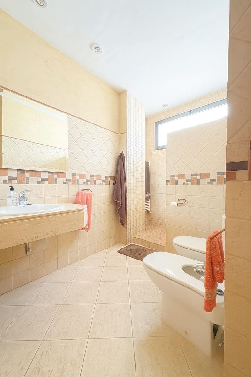 4 chambre Appartement à vendre à Almassora / Almazora avec garage - 429 000 € (Ref: 9296871)