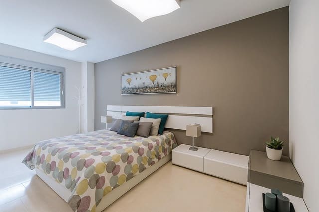 3 sypialnia Mieszkanie na sprzedaż w Las Palmas de Gran Canaria z garażem - 355 000 € (Ref: 9362629)