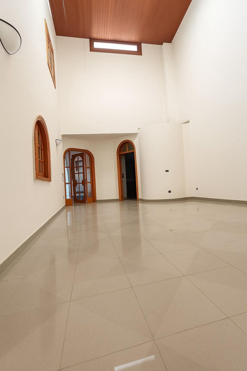 3 bedroom Commercial for sale in Santa Maria de Guia de Gran Canaria with garage - € 875,000 (Ref: 9431066)