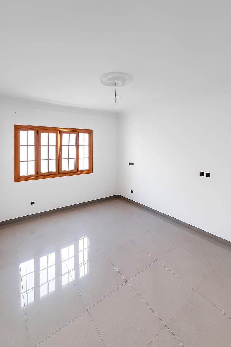 3 bedroom Commercial for sale in Santa Maria de Guia de Gran Canaria with garage - € 875,000 (Ref: 9431066)