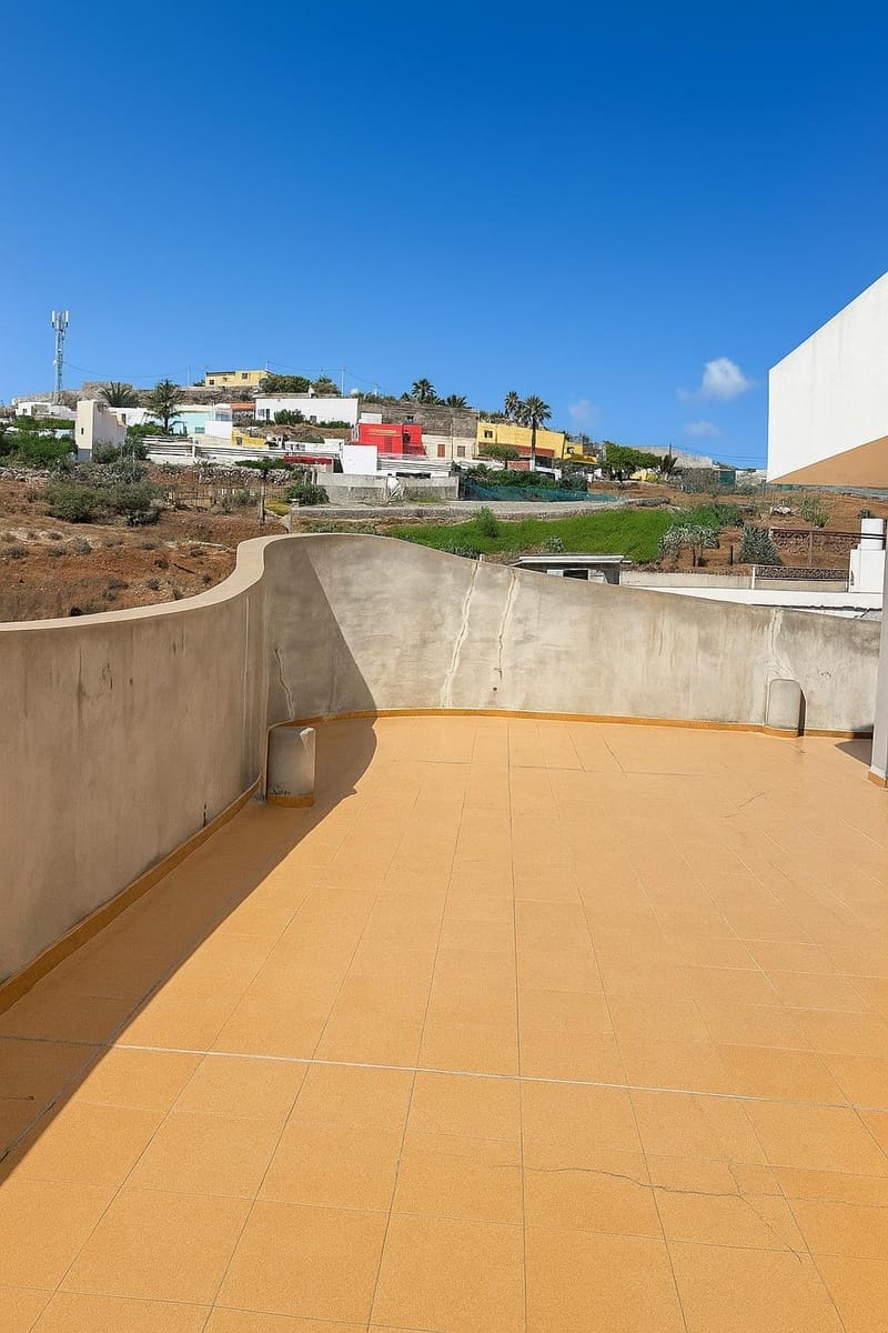 3 soverom Kommersiell til salgs i Santa Maria de Guia de Gran Canaria med garasje - € 875 000 (Ref: 9431066)
