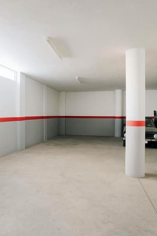 3 bedroom Commercial for sale in Santa María de Guía de Gran Canaria with garage - € 875,000 (Ref: 9431066)