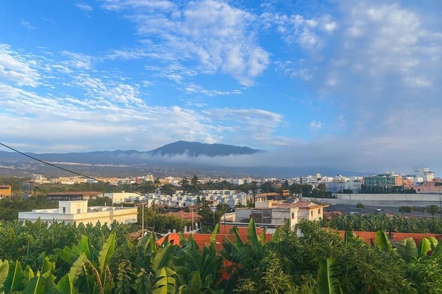 3 sovrum Villa till salu i Los Llanos de Aridane med garage - 475 000 € (Ref: 9450671)