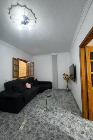 Piso de 3 habitaciones en Vecindario, Santa Lucía de Tirajana en venta - 225.000 € (Ref: 9666478)