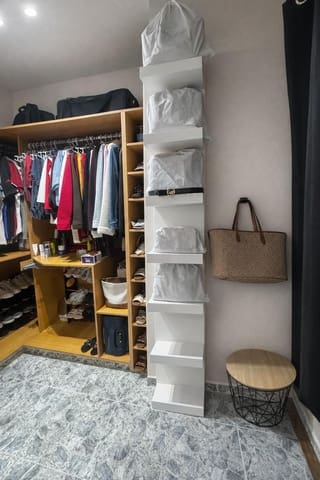 Piso de 3 habitaciones en Vecindario, Santa Lucía de Tirajana en venta - 225.000 € (Ref: 9666478)