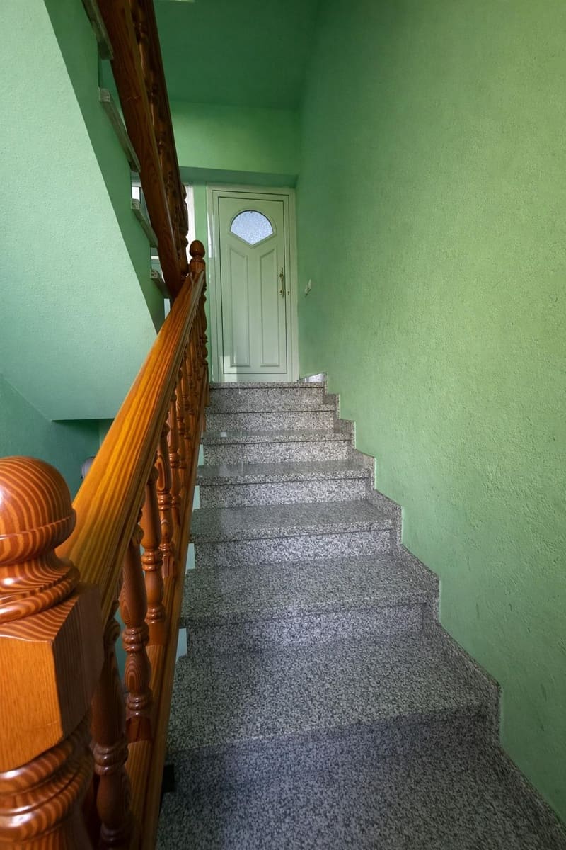 3 bedroom Flat for sale in Vecindario - € 219,900 (Ref: 9666478)