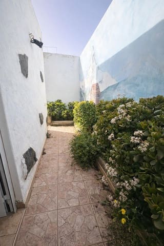 8 soveværelse Villa til salg i Agüimes med garage - € 699.000 (Ref: 9726637)