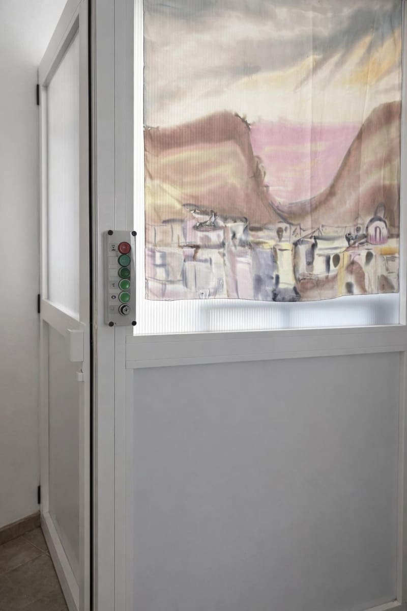 8 bedroom Villa for sale in Aguimes with garage - € 699,000 (Ref: 9726637)