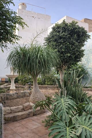 8 soverom Villa til salgs i Agüimes med garasje - € 699 000 (Ref: 9726637)