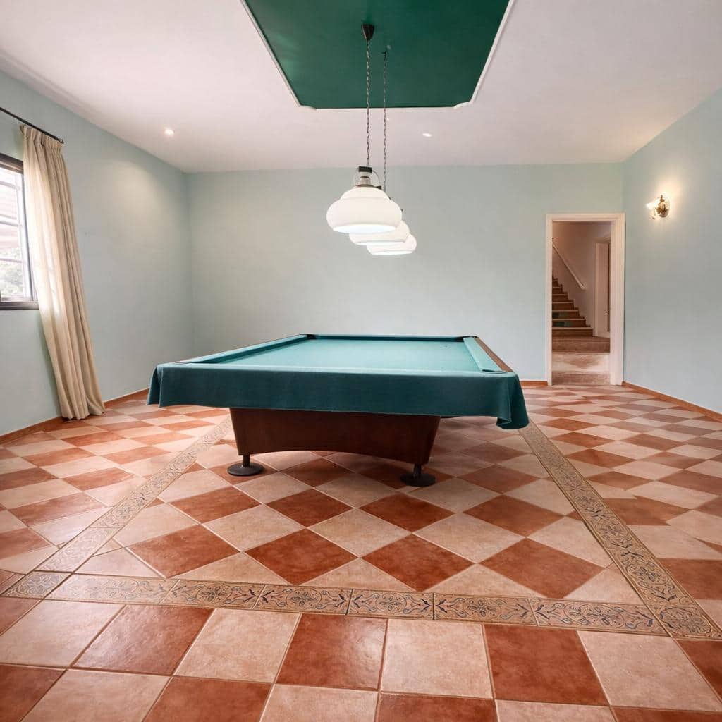 8 bedroom Villa for sale in Aguimes with garage - € 699,000 (Ref: 9726637)