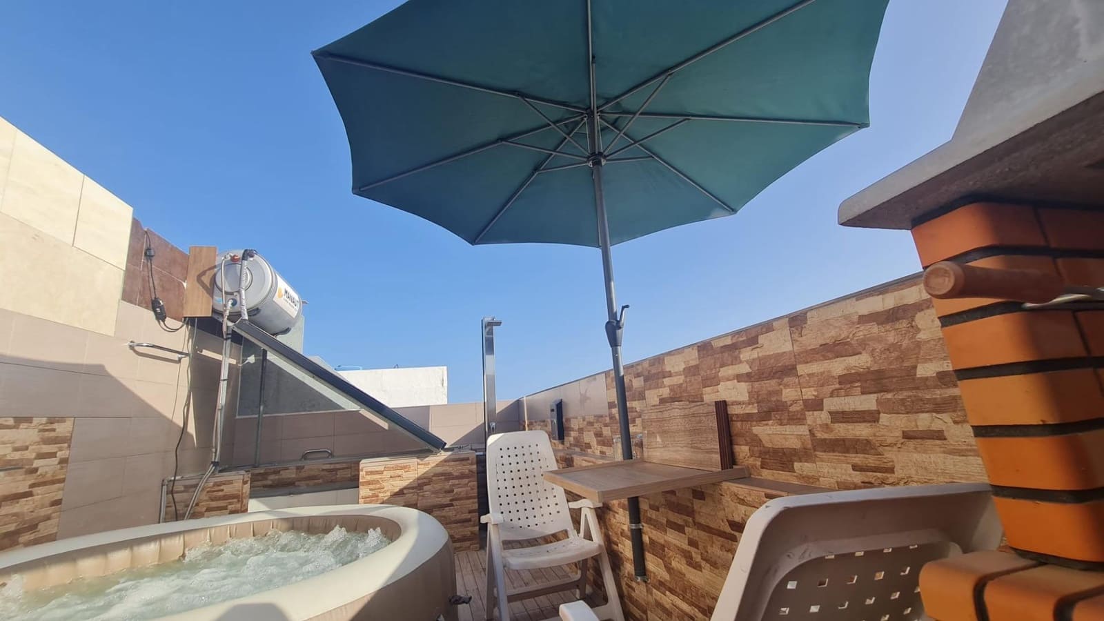 7 soverom Rekkehus til salgs i Santa Lucia de Tirajana med garasje - € 375 000 (Ref: 9965277)