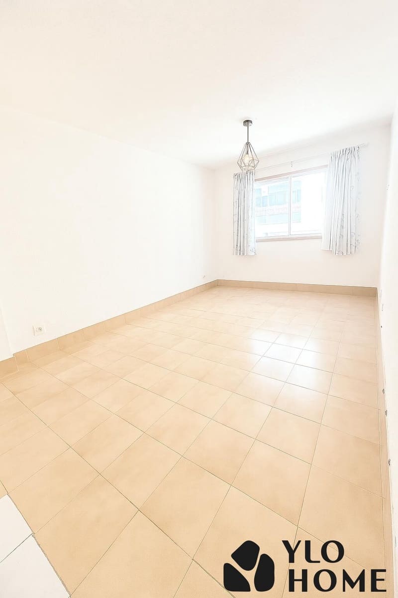 3 bedroom Flat for sale in Arguineguin with garage - € 209,900 (Ref: 9965278)