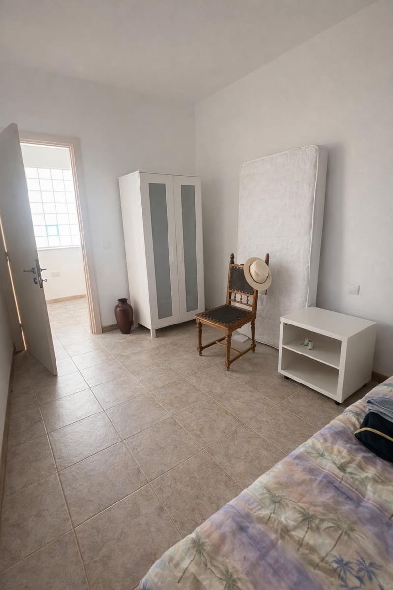8 soverom Villa til salgs i Aguimes med garasje - € 699 000 (Ref: 9965284)