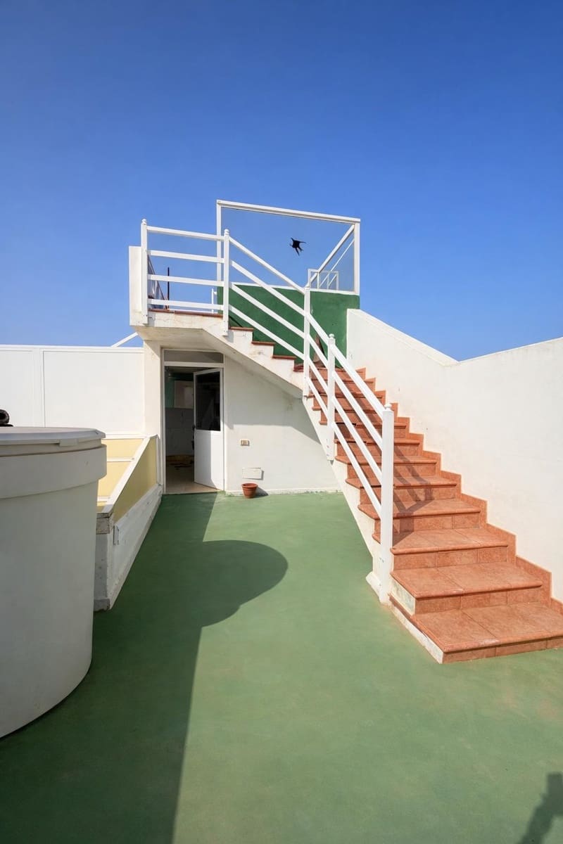 8 soverom Villa til salgs i Aguimes med garasje - € 699 000 (Ref: 9965284)