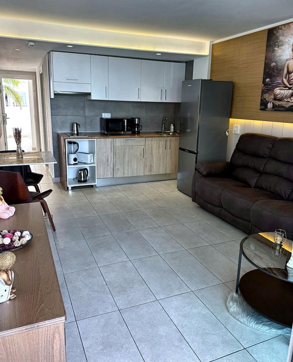 1 sypialnia Apartament na sprzedaż w Playa del Ingles z basenem - 260 000 € (Ref: 9975418)