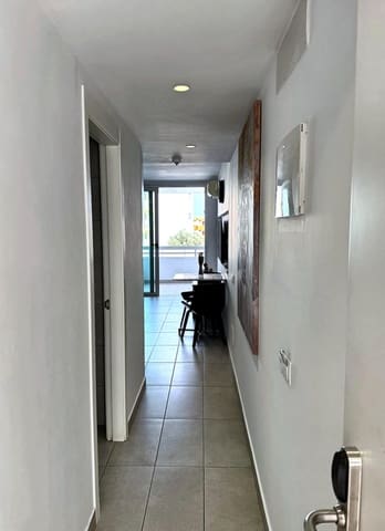 1 sypialnia Apartament na sprzedaż w Playa del Inglés, San Bartolomé de Tirajana z basenem - 260 000 € (Ref: 9975418)