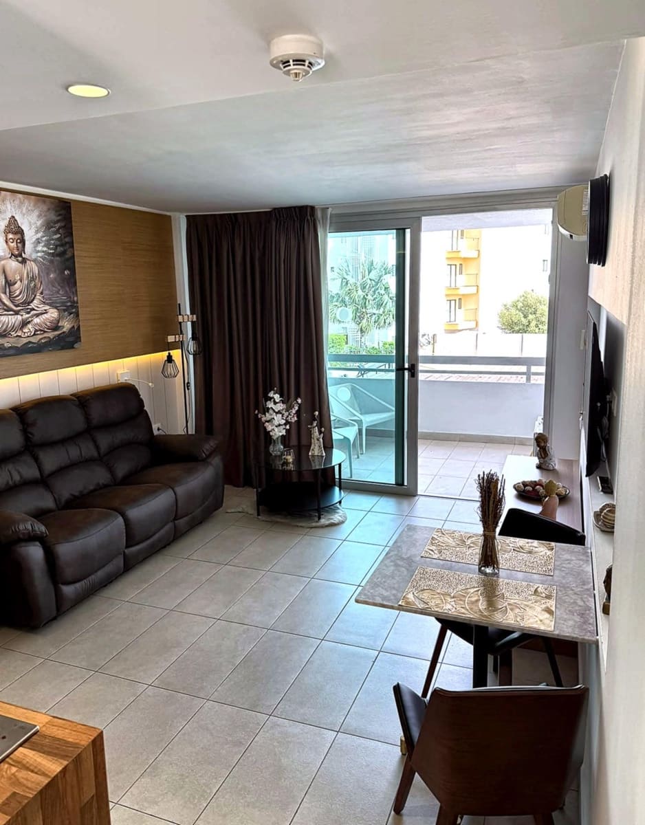 1 sypialnia Apartament na sprzedaż w Playa del Ingles z basenem - 260 000 € (Ref: 9975418)