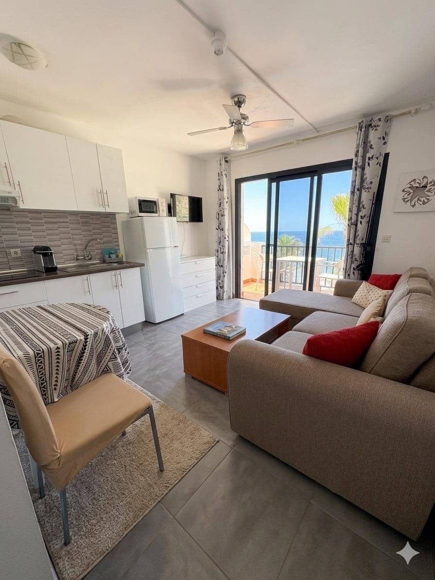 1 makuuhuone Huoneisto myytävänä paikassa Playa del Cura mukana uima-altaan - 209 990 € (Ref: 9975419)