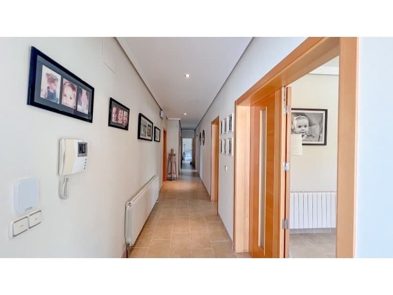 4 quarto Moradia para venda em Calpe / Calp - 899 500 € (Ref: 9311280)