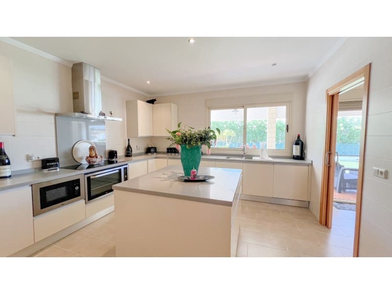 4 quarto Moradia para venda em Calpe / Calp - 899 500 € (Ref: 9311280)