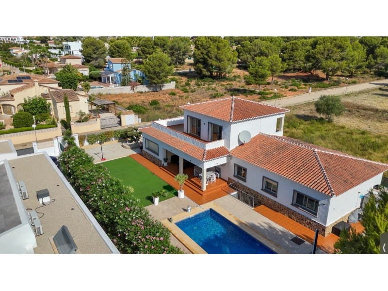 4 quarto Moradia para venda em Calpe / Calp - 899 500 € (Ref: 9311280)