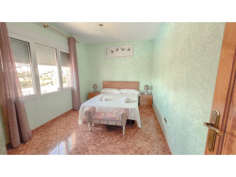 8 bedroom Villa for sale in Calpe / Calp with pool garage - € 899,000 (Ref: 9311282)