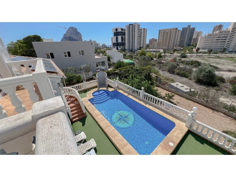 8 bedroom Villa for sale in Calpe / Calp with pool garage - € 899,000 (Ref: 9311282)