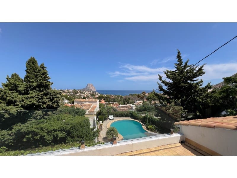 6 soveværelse Villa til salg i Calpe / Calp med swimmingpool garage - € 1.595.000 (Ref: 9311289)