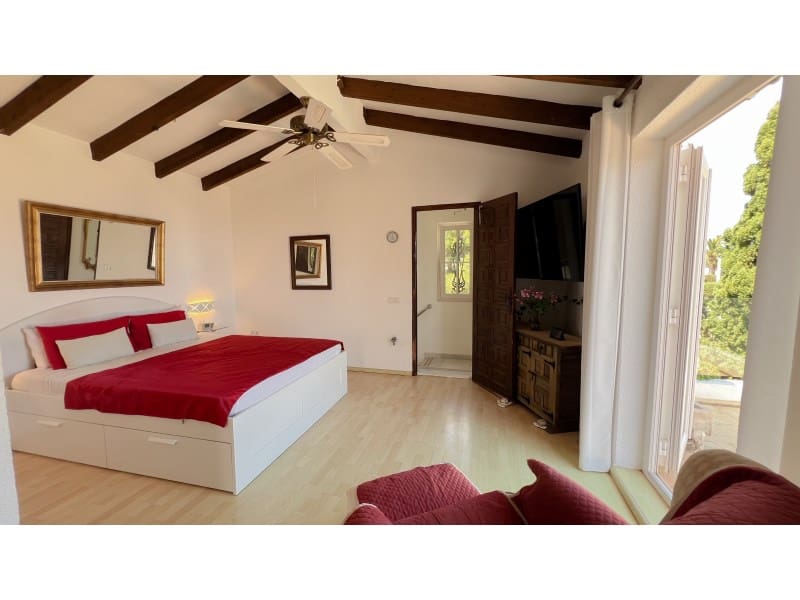 6 soveværelse Villa til salg i Calpe / Calp med swimmingpool garage - € 1.595.000 (Ref: 9311289)