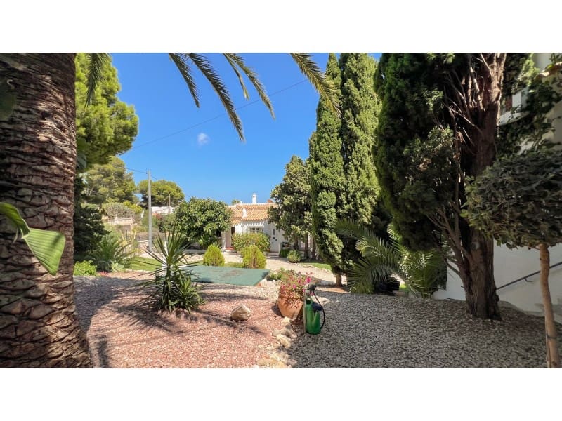 6 soveværelse Villa til salg i Calpe / Calp med swimmingpool garage - € 1.595.000 (Ref: 9311289)