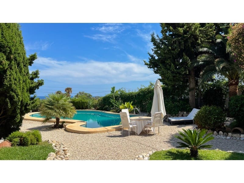 6 soveværelse Villa til salg i Calpe / Calp med swimmingpool garage - € 1.595.000 (Ref: 9311289)