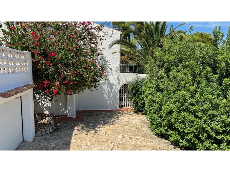 6 soveværelse Villa til salg i Calpe / Calp med swimmingpool garage - € 1.595.000 (Ref: 9311289)