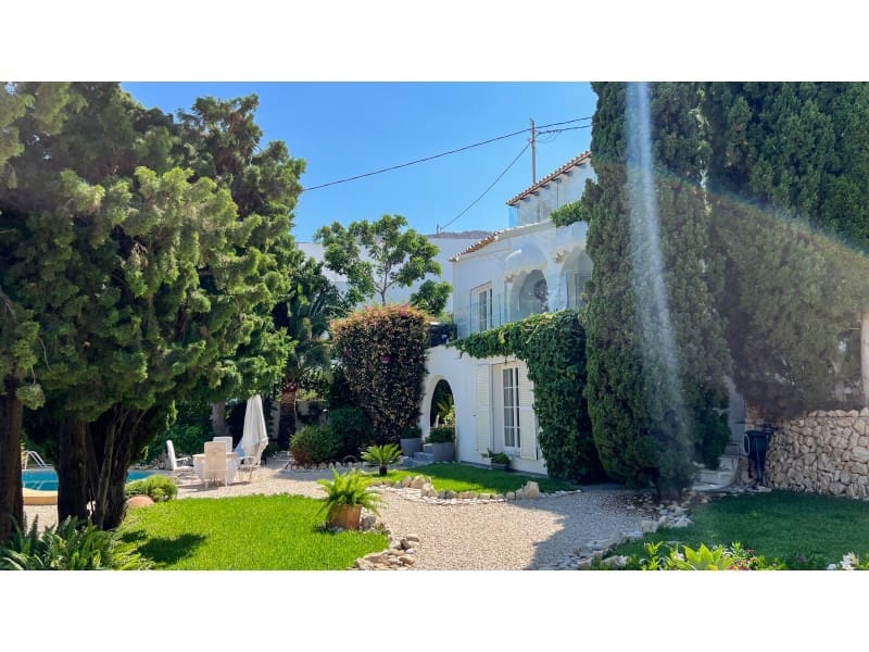 6 soveværelse Villa til salg i Calpe / Calp med swimmingpool garage - € 1.595.000 (Ref: 9311289)