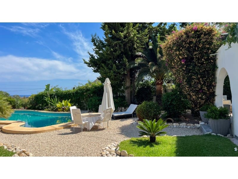 6 soveværelse Villa til salg i Calpe / Calp med swimmingpool garage - € 1.595.000 (Ref: 9311289)