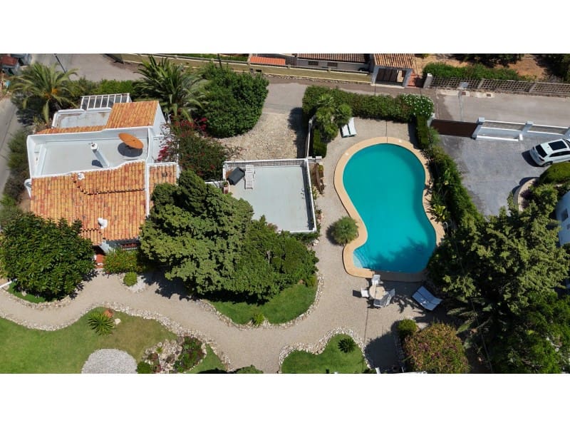 6 soveværelse Villa til salg i Calpe / Calp med swimmingpool garage - € 1.595.000 (Ref: 9311289)
