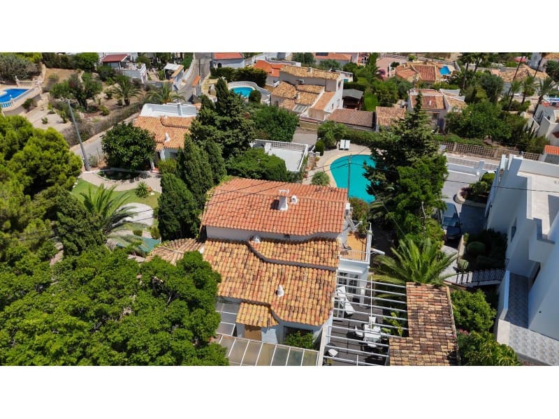 6 soveværelse Villa til salg i Calpe / Calp med swimmingpool garage - € 1.595.000 (Ref: 9311289)