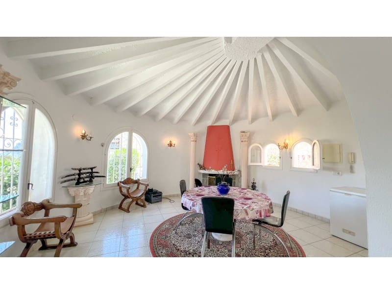 4 chambre Villa/Maison à vendre à Calpe / Calp avec piscine - 650 000 € (Ref: 9311306)