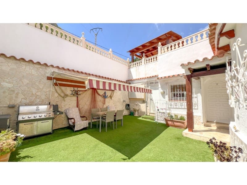 4 chambre Villa/Maison à vendre à Calpe / Calp avec piscine - 650 000 € (Ref: 9311306)